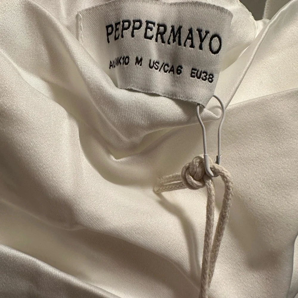 Peppermayo Elegant White Mini Dress - Picture 4 of 5